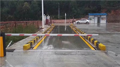 鑫鑫為您解答：60t電子汽車(chē)衡接通儀表后，顯示負(fù)超載？
